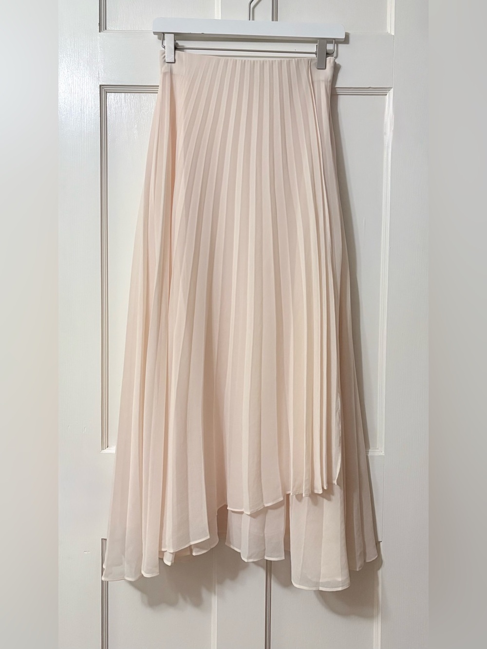 Zara Pleated Chiffon Midi Skirt in Blush Pink
